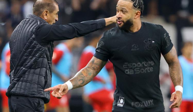 Imagen de Las declaraciones de Memphis Depay que eyectaron a Ramón Díaz de Corinthians