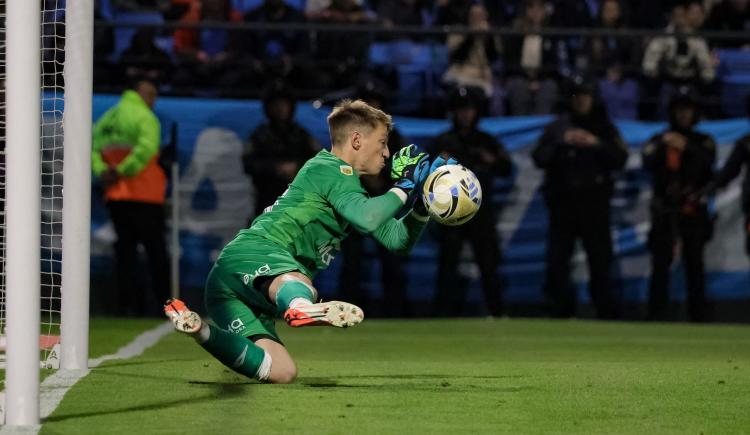 Imagen de Cardozo se lo fumó en Pipa: el increíble penal que ejecutó Darío Benedetto