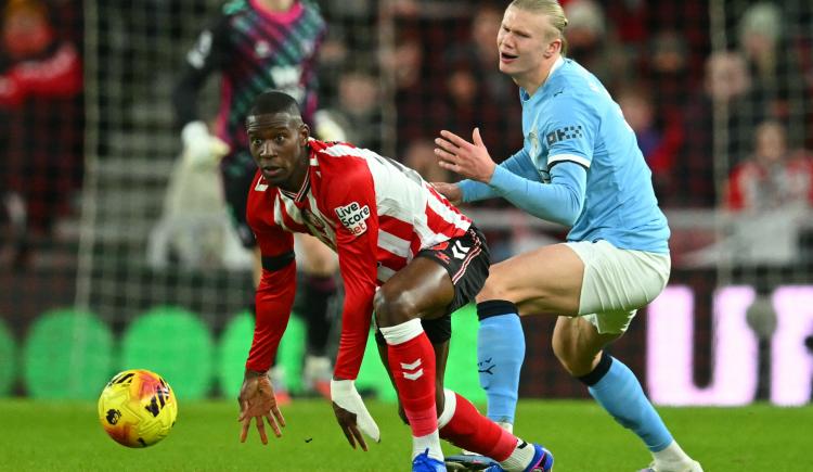 Imagen de Año nuevo sin festejos en la Premier League