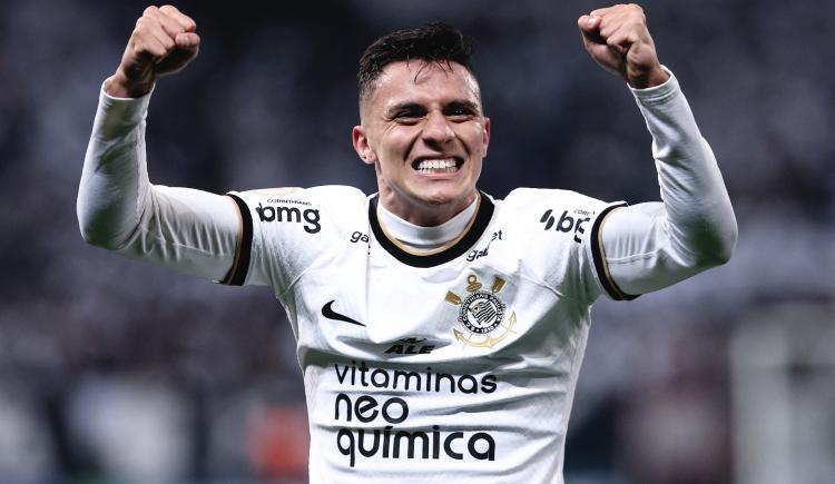 Imagen de Mientras espera por Boca, Corinthians ganó y lidera en Brasil
