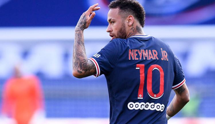 Imagen de En Francia aseguran que PSG le busca salida a Neymar