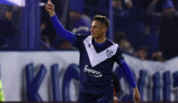 Imagen de Vélez goleó en casa y le impidió a Talleres llegar a la punta