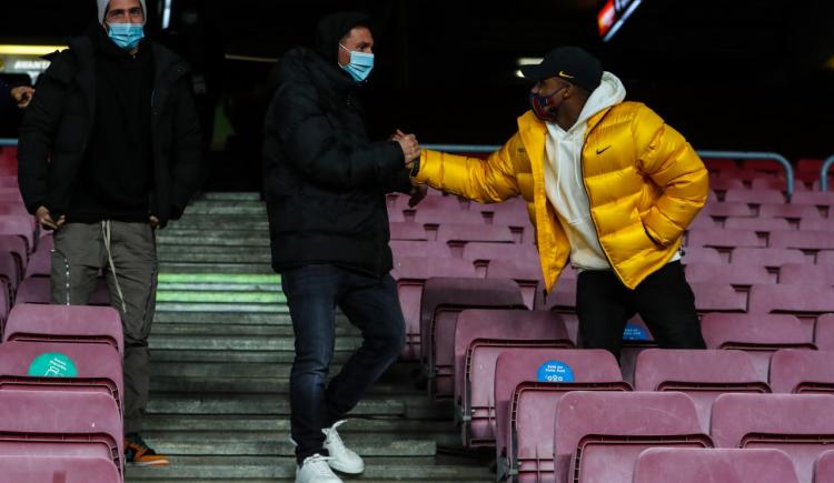 Imagen de CON MESSI EN LA PLATEA, BARCELONA APENAS PUDO EMPATAR CON EIBAR