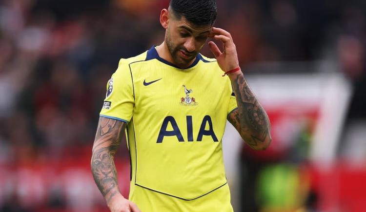 Imagen de La durísima sanción que deberá cumplir Cuti Romero tras ser expulsado en la Premier League