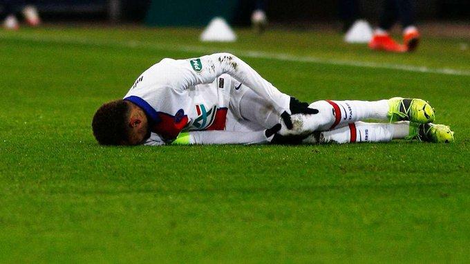 Imagen de NEYMAR PREOCUPA AL PSG DE POCHETTINO