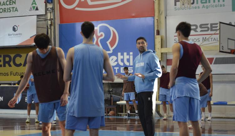 Imagen de Leo Gutiérrez: “Intentamos transmitirles el ADN de la Selección Argentina”