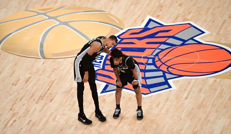 Imagen de San Antonio Spurs logró una victoria vital y silenció el Madison Square Garden