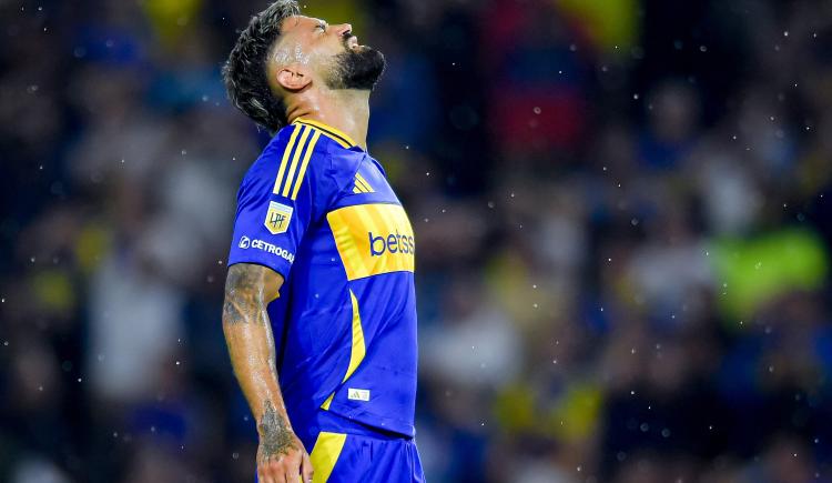 Imagen de Giménez habló de falta de actitud, dijo que "la gente tiene razón" y prometió "otro Boca"