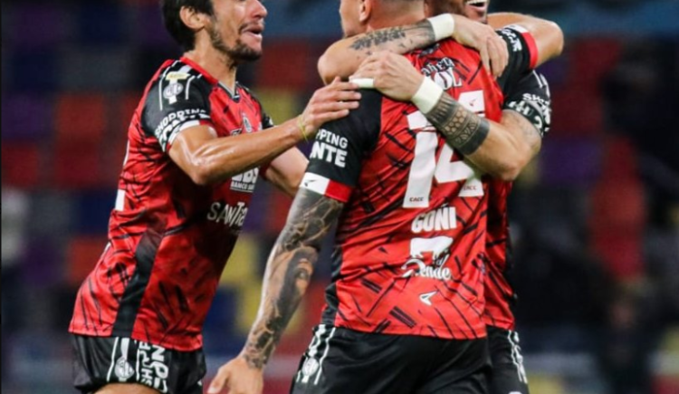 Imagen de La octava fue la vencida para Central Córdoba ante Newell's