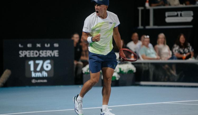 Imagen de Sebastián Báez continúa a paso firme en Auckland