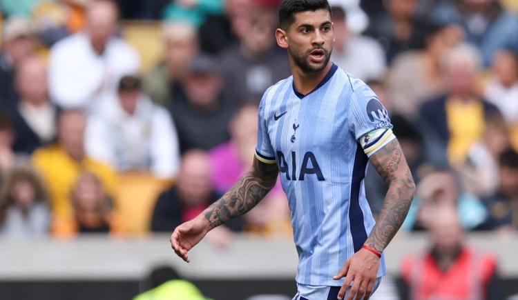 Imagen de Cuti Romero y un blooper en la caída de Tottenham en la Premier League