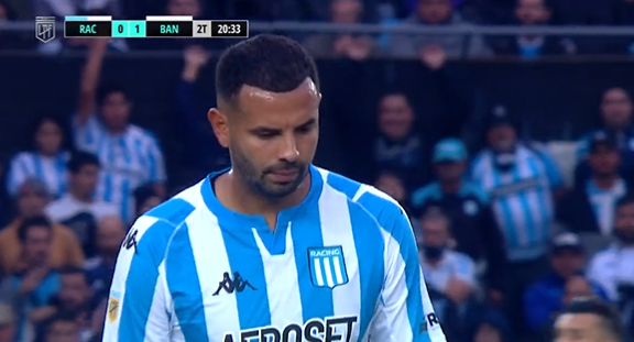 Imagen de ¡Silbidos para Cardona!