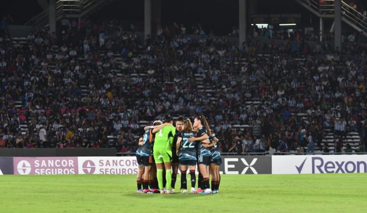 Imagen de Récord de espectadores para el fútbol femenino en el partido de la Selección