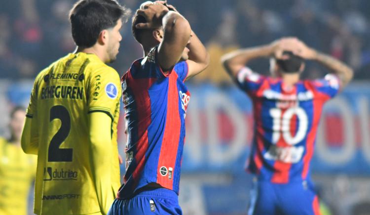 Imagen de Papelón de San Lorenzo: perdió con Recoleta y quedó eliminado de la Sudamericana