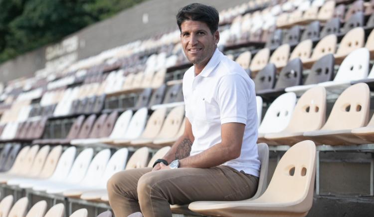 Imagen de Sebastián Grazzini, oficialmente nuevo entrenador de Platense