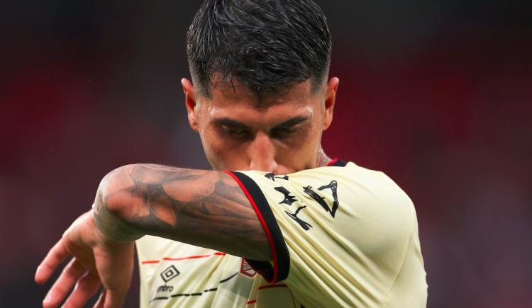 Imagen de No fue el debut de los sueños: Exequiel Palacios puso primera en Ipswich