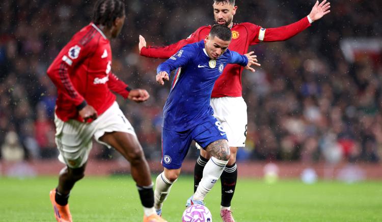 Imagen de Enzo Fernández no pudo evitar la derrota 2-1 de Chelsea ante Manchester United