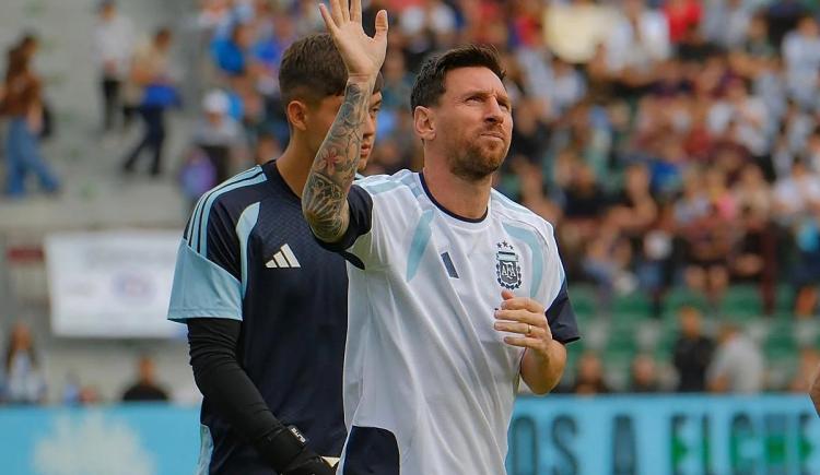 Imagen de El mensaje de Messi tras el entrenamiento a estadio lleno en Elche