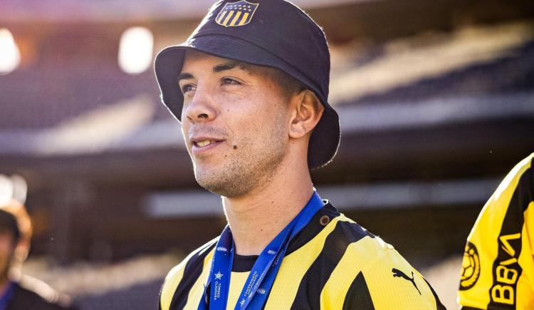 Imagen de La increíble iniciativa de Peñarol para pagar al futbolista que le sopló a River