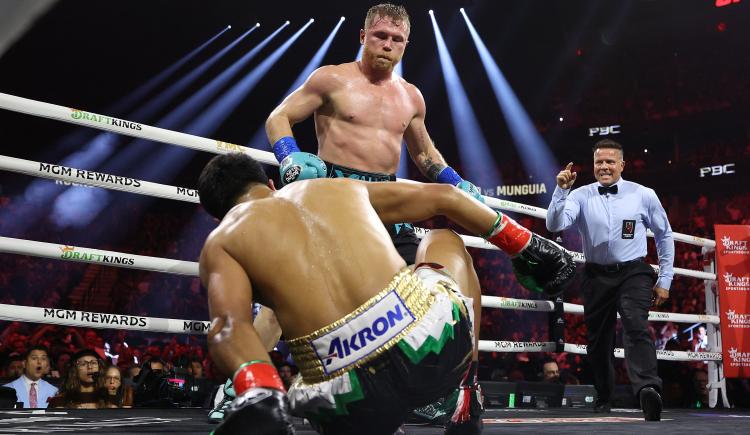 Imagen de Canelo Álvarez brilló en Las Vegas y mantuvo el título mundial