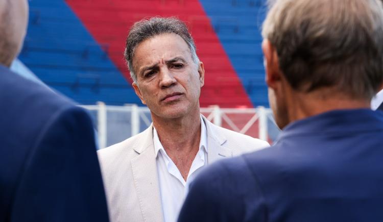 Imagen de Néstor Navarro fue a la práctica de San Lorenzo: ¿reemplazará a Marcelo Moretti?