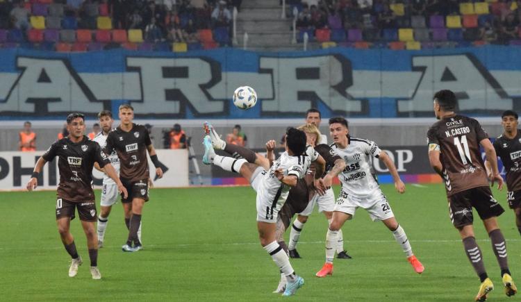 Imagen de El golazo del Pulga Rodríguez ante Platense