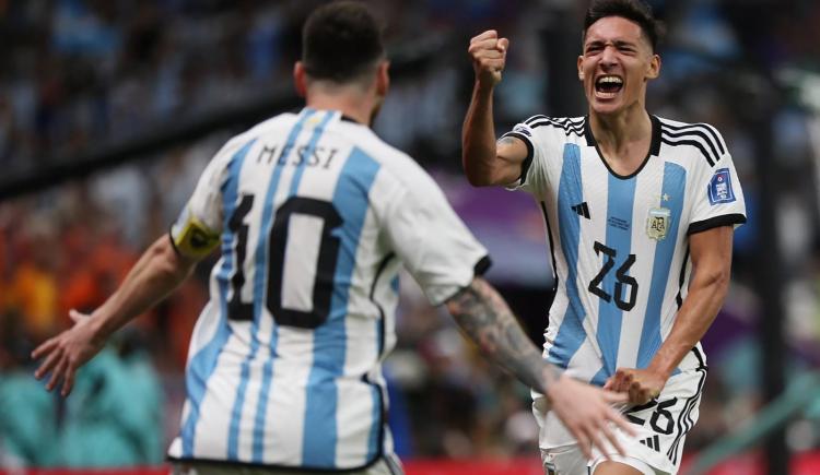 Imagen de Nahuel Molina evocó el magnífico pase gol de Messi contra Países Bajos