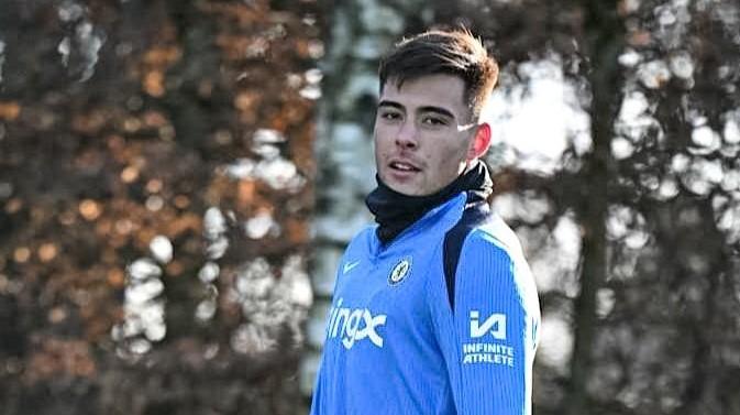 Imagen de El extraño caso de Aaron Anselmino: shockeante novedad