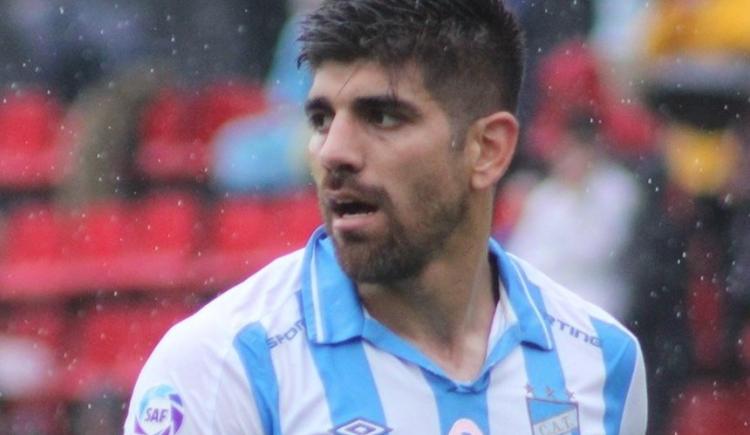 Imagen de Más Loco que nunca: Leandro Díaz se quiso pelear con los hinchas de Atlético Tucumán