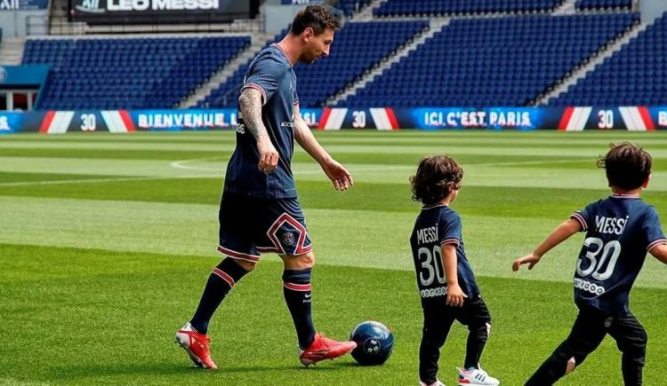 Imagen de MESSI INSCRIBIÓ A THIAGO Y MATEO EN LAS JUVENILES DEL PSG