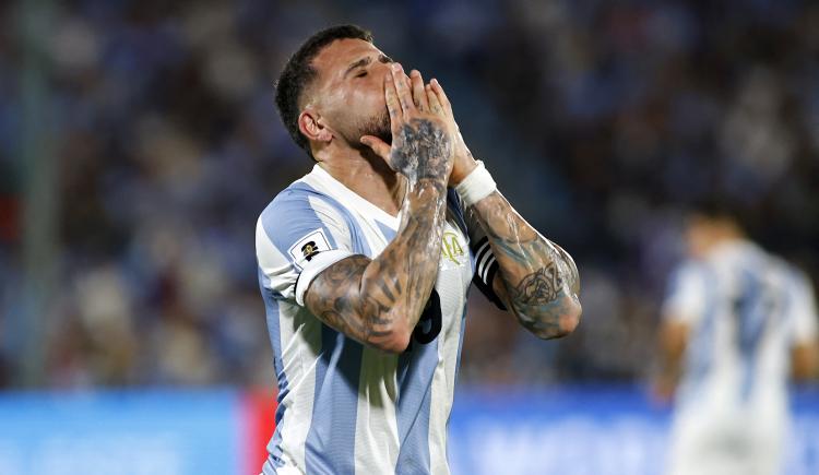 Imagen de Otamendi valoró el triunfo "importantísimo" ante Uruguay y palpitó el clásico con Brasil
