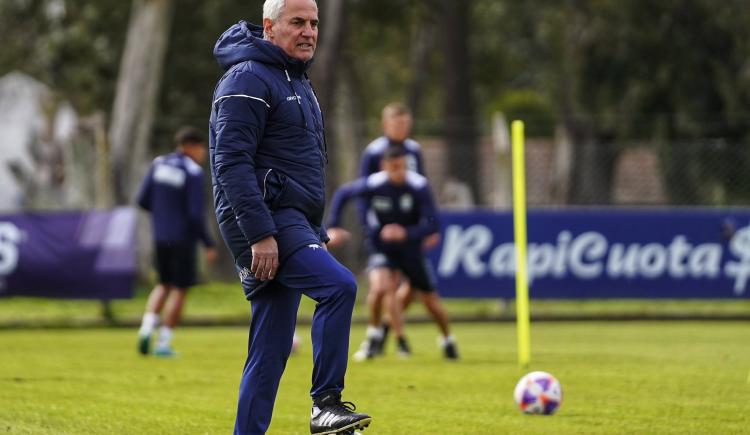 Imagen de Comenzó el ciclo de Leonardo Madelón en Gimnasia: "Nos quedan once finales"