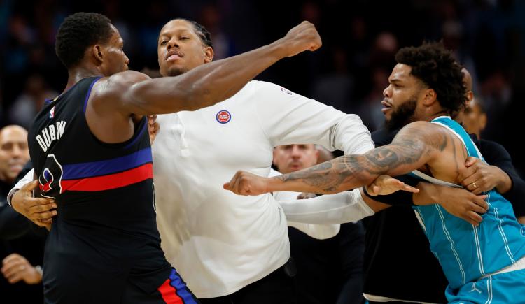 Imagen de Las ejemplares sanciones de la NBA tras la batalla campal entre Detroit y Charlotte