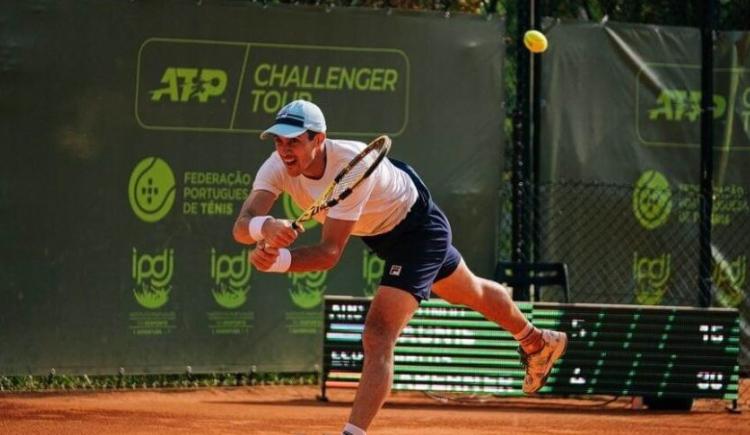 Imagen de BAGNIS, ÚNICO SOBREVIVIENTE EN EL CHALLENGER DE OEIRAS