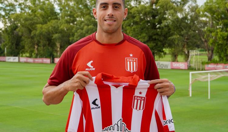 Imagen de Oficialmente Pincha: Ramiro Funes Mori fue presentado en Estudiantes