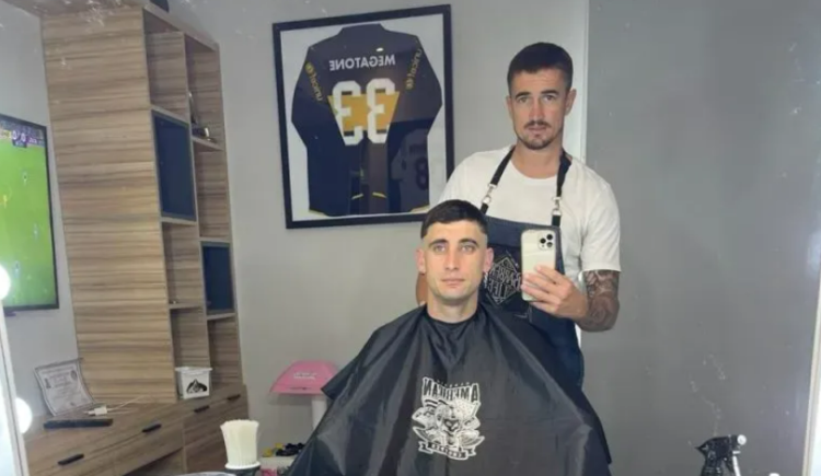 Imagen de El estilista del gol: fue delantero de Boca, estuvo en la mira de Barcelona y hoy es peluquero
