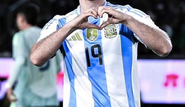 Imagen de El delantero que está en Europa y se ilusiona con River