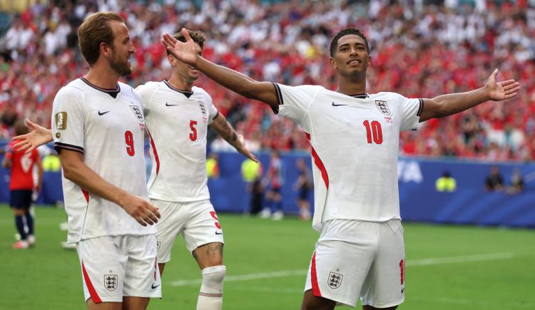 Imagen de Inglaterra le dio vuelta el partido con polémica a Noruega y será el rival de Argentina