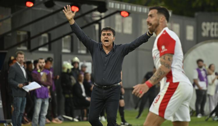 Imagen de Gustavo Quinteros y la fórmula para ganar en el Guillermo Laza