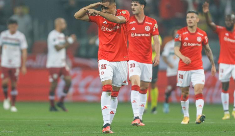 Imagen de El hombre de los goles importantes: así fue el tanto de Gabriel Mercado ante Fluminense