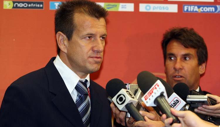 Imagen de Dunga: eliminación y renuncia