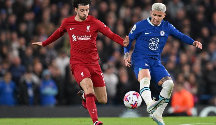 Imagen de Con Enzo Fernández de titular, Chelsea igualó ante Liverpool