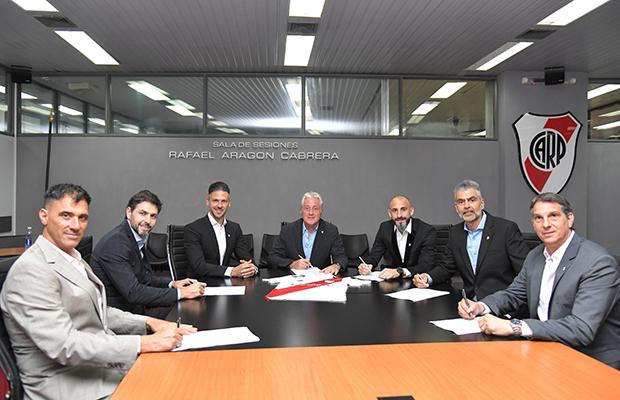 Imagen de River: el cuerpo técnico de Demichelis firmó su contrato