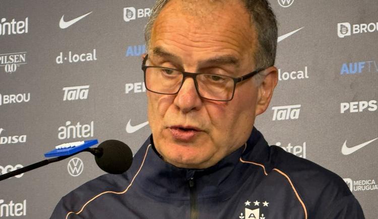 Imagen de Marcelo Bielsa se despidió de Uruguay asumiendo culpas y sin dejar tema por abordar