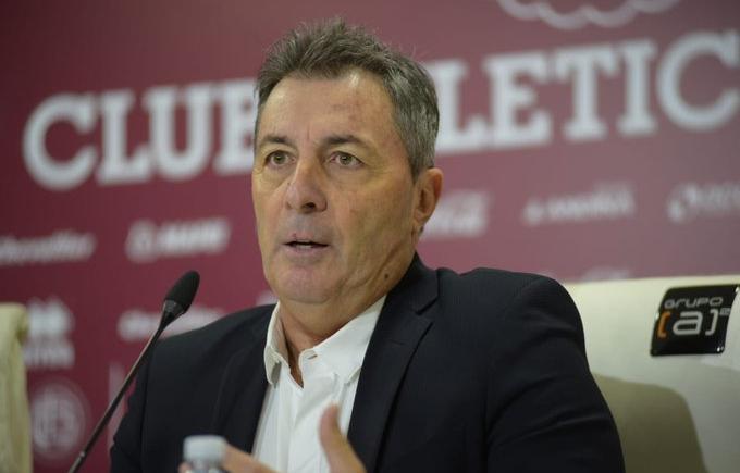 Imagen de Frank Kudelka fue presentado en Lanús