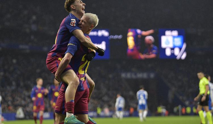 Imagen de Barcelona ganó el clásico catalán en el final con su arquero como figura