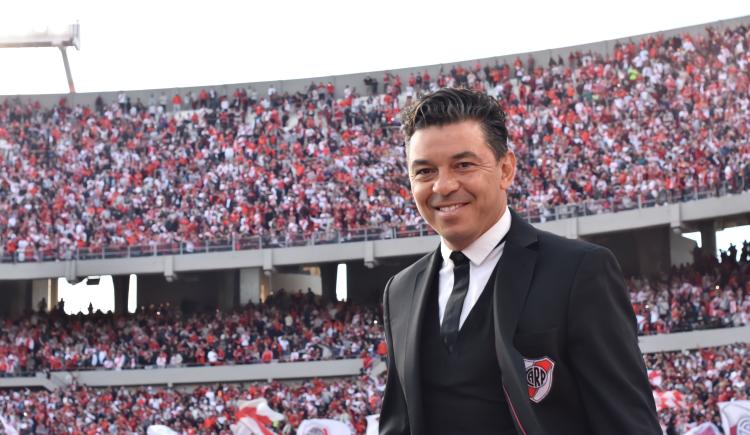 Imagen de Clamor en Marsella por Marcelo Gallardo