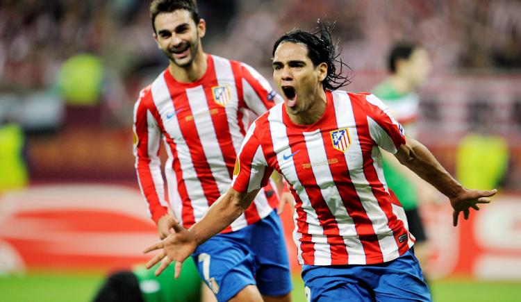 Imagen de Radamel Falcao García, en el centro de la escena
