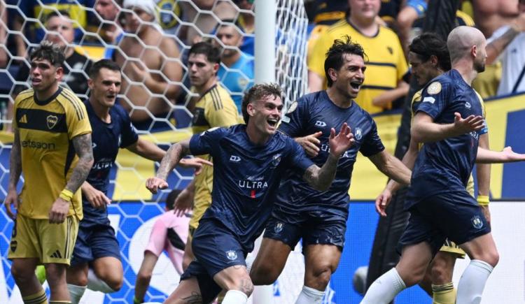 Imagen de Escándalo en Auckland City por el reparto del premio tras el empate ante Boca