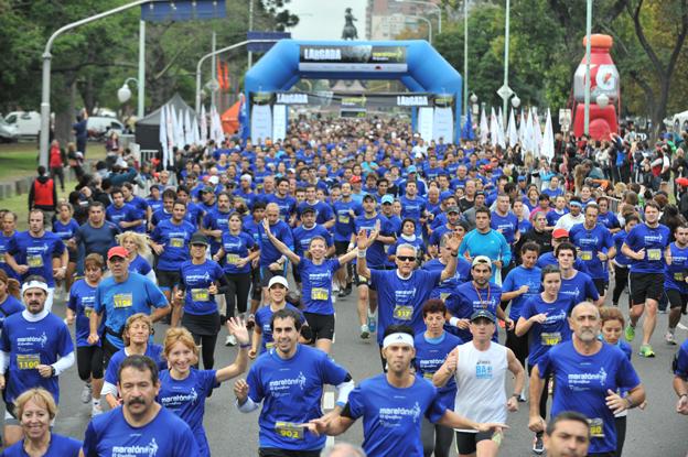 Imagen de Ecos de una fiesta: la Maratón El Gráfico 2012